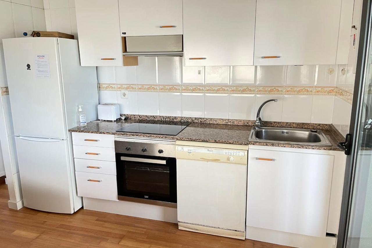 Appartement With Sea Views Next To The Of Mar Bella